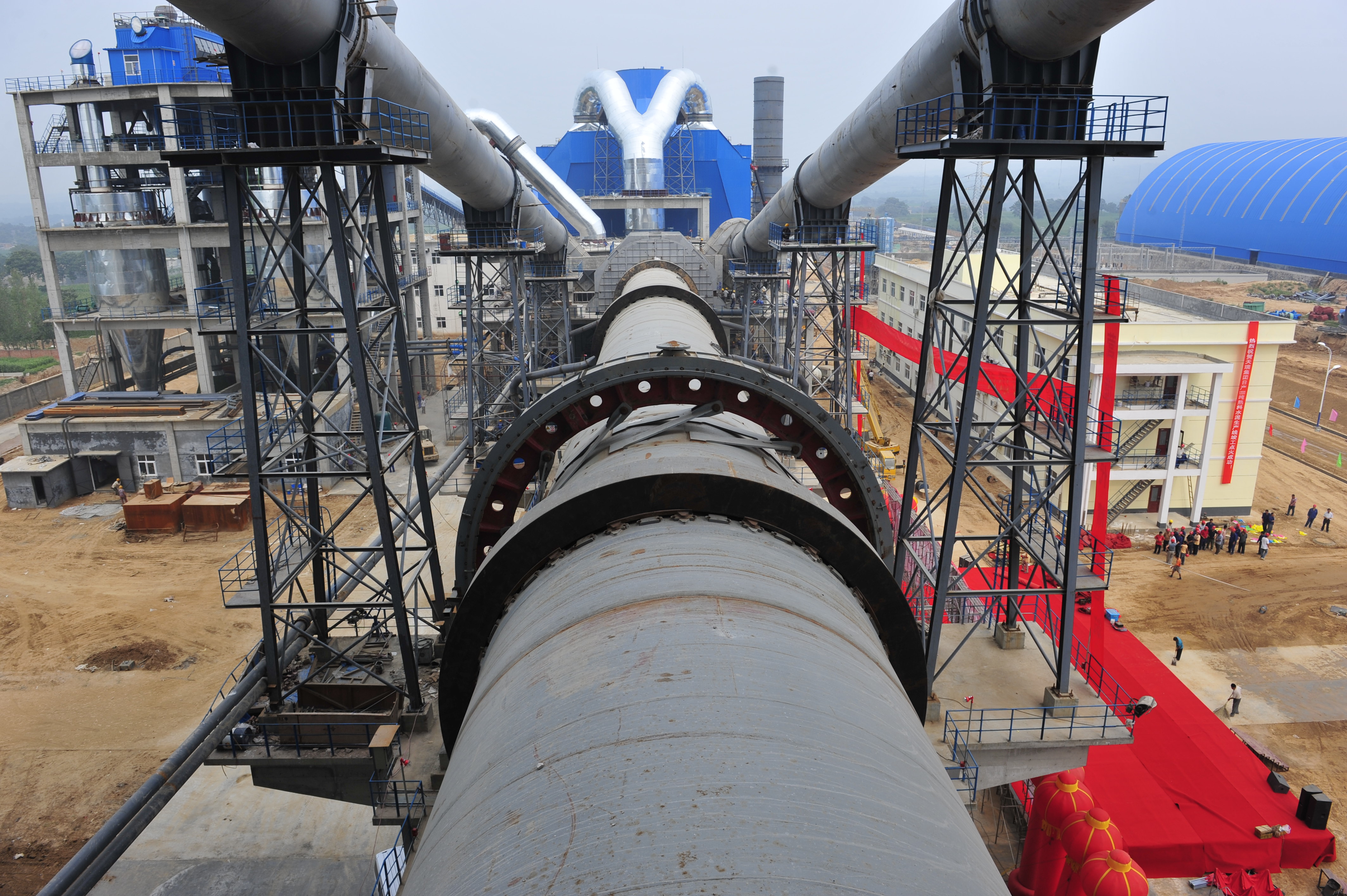 日产5000-12000吨新型干法水泥生产线成套装备